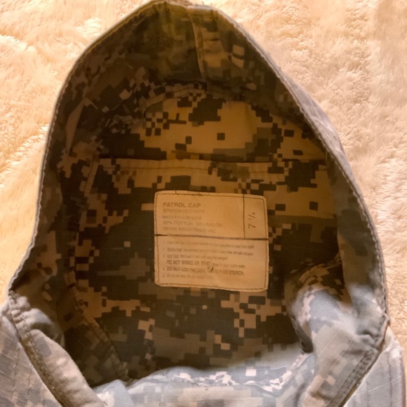 Army hat - Picture 3 of 3